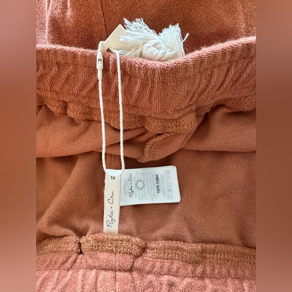 Rylee + Cru women’s terry terracotta track short - Picture 5 of 5